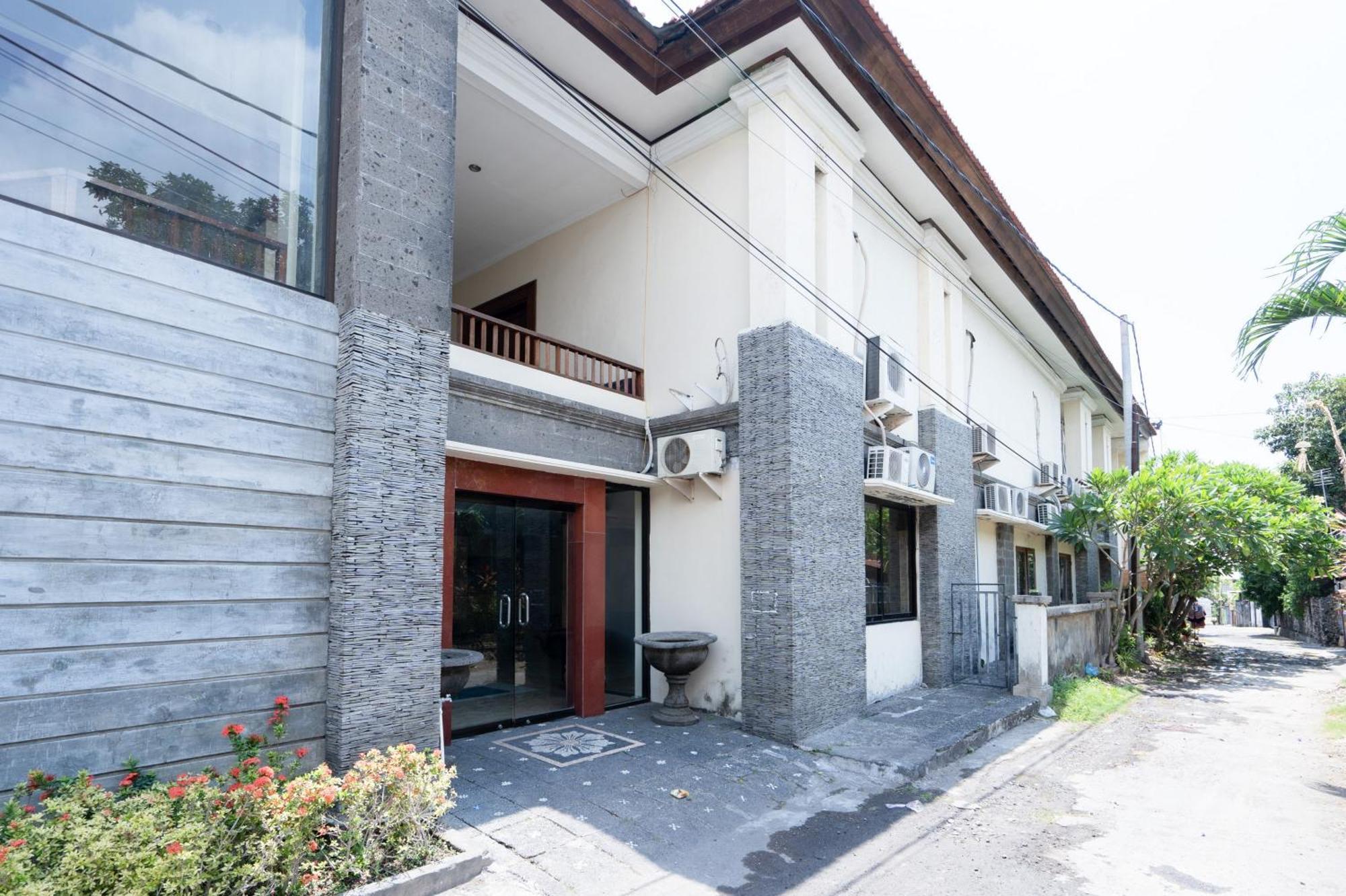 Reddoorz Plus At Mahajaya Hotel Denpasar Exterior foto